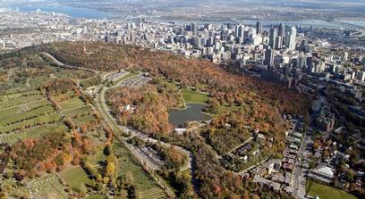 Treat yourself to a dream condo in the Town of Mount Royal